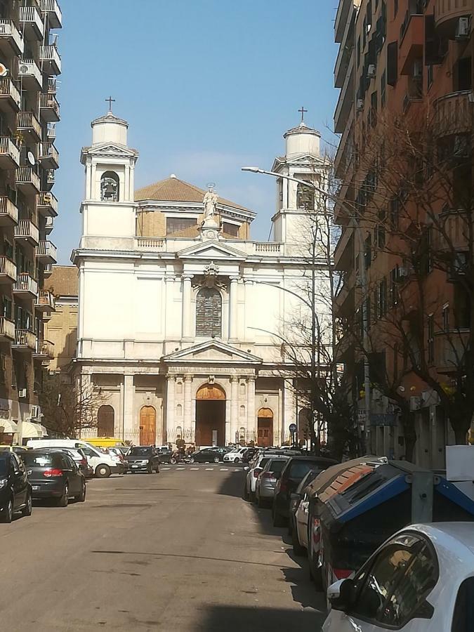 Appartamento Roma Metro Furio Camillo Esterno foto
